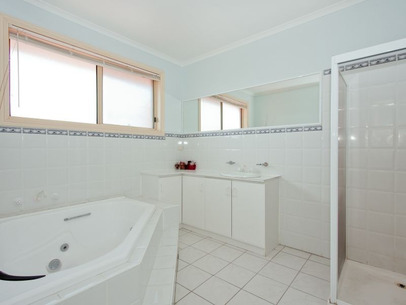 67 Blossom Park Drive, Mill Park VIC 3082