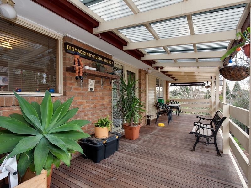 41 Bowman Drive, Mill Park VIC 3082