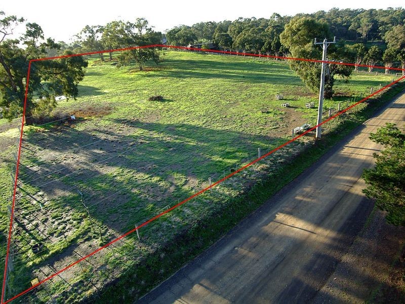 16-26 Happy Hollow Drive, Plenty VIC 3090