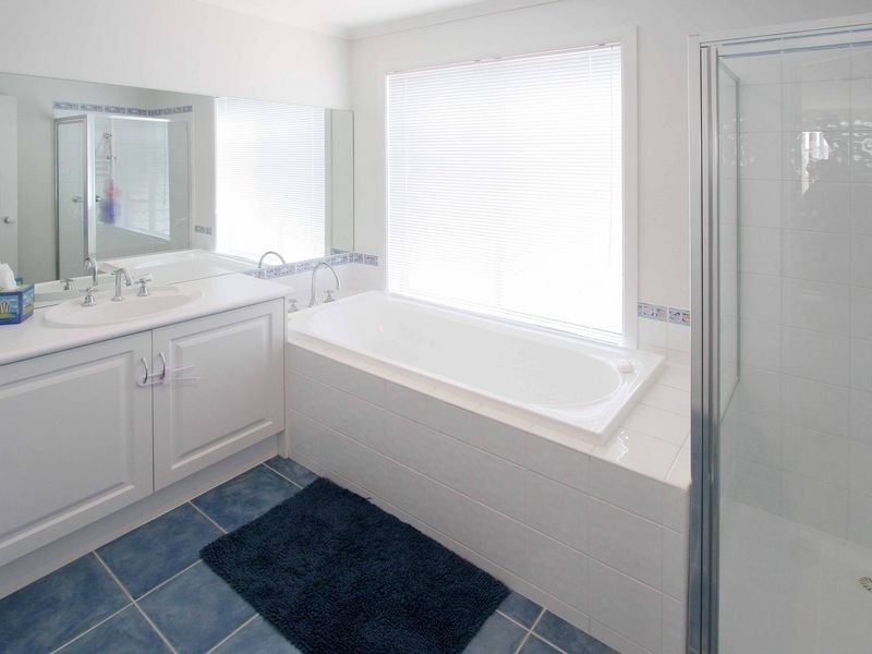 31 Tennyson Circuit, Mill Park VIC 3082