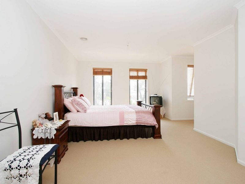 31 Tennyson Circuit, Mill Park VIC 3082