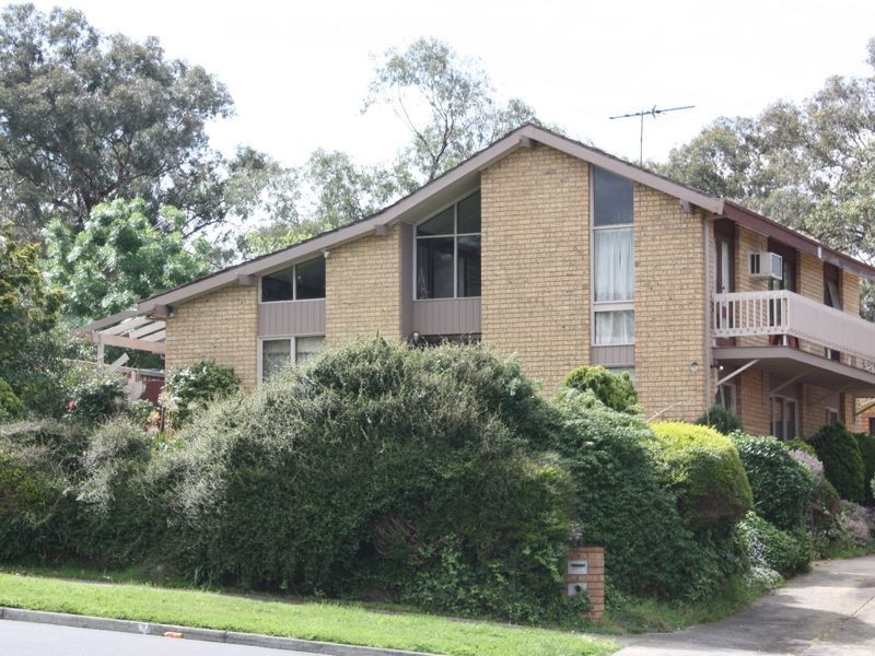 26 Plenty River Drive, Greensborough VIC 3088