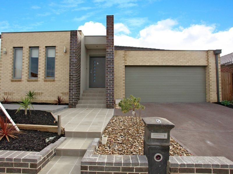 5 Parisel Circuit, Mernda VIC 3754