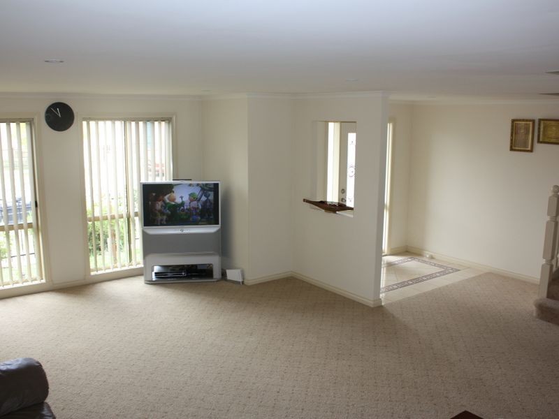 10 Elysee Avenue, South Morang VIC 3752