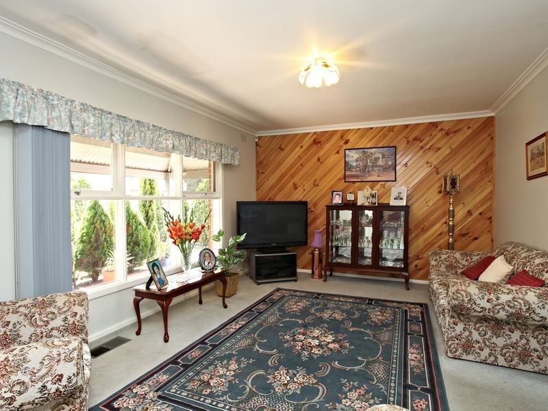 87 Glasglow Avenue, Reservoir VIC 3073
