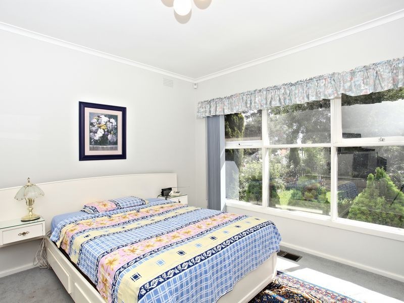 87 Glasglow Avenue, Reservoir VIC 3073