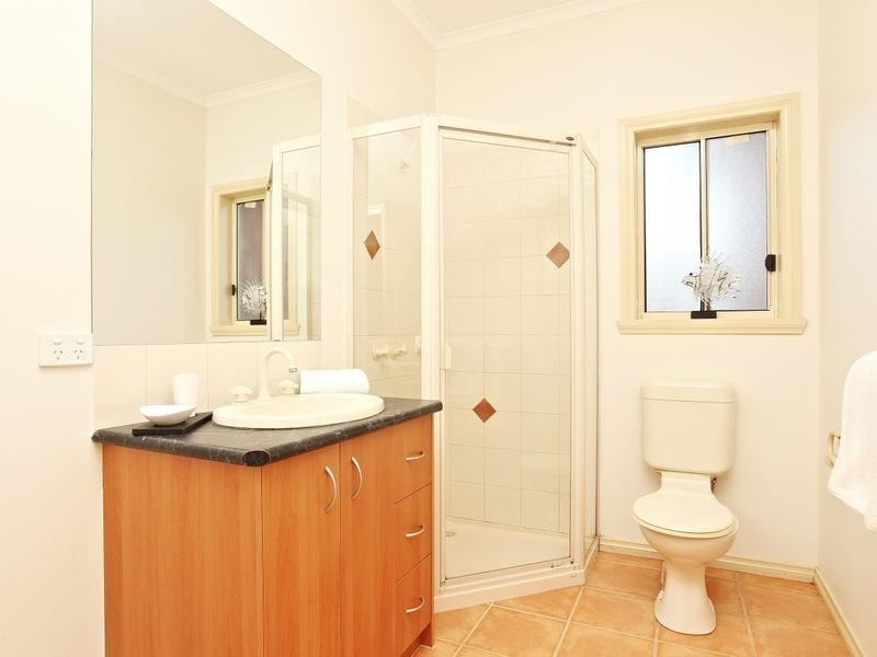 1/1 Mattea Court, Reservoir VIC 3073