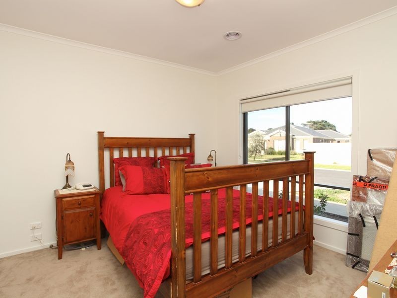 8 Monaro Way, Whittlesea VIC 3757