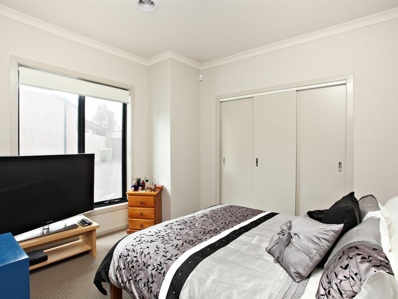 4/7 Browning Court, Watsonia VIC 3087