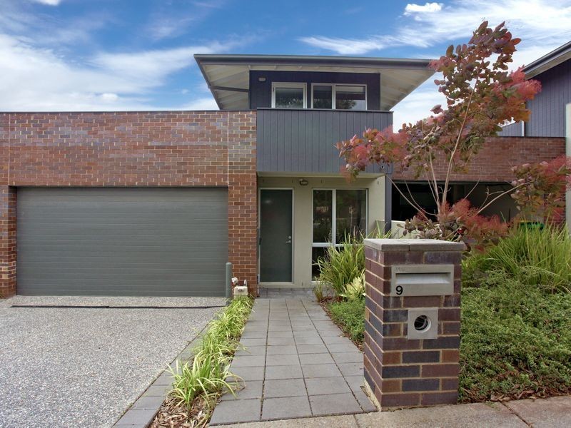 9 Greswell Road, Macleod VIC 3085