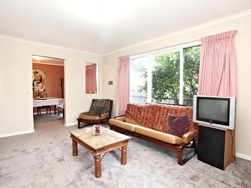 28 Charlotte Road, Mill Park VIC 3082