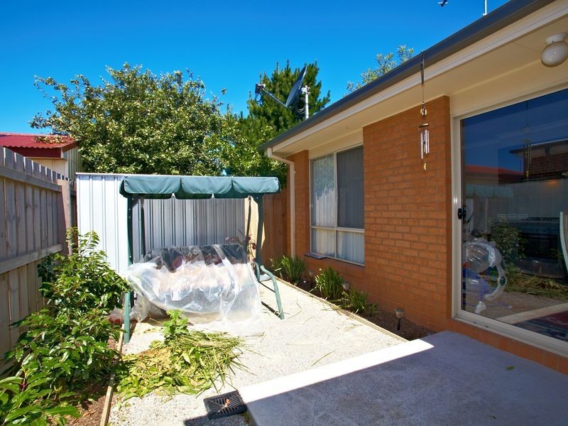 4/6 Heyington Avenue, Thomastown VIC 3074