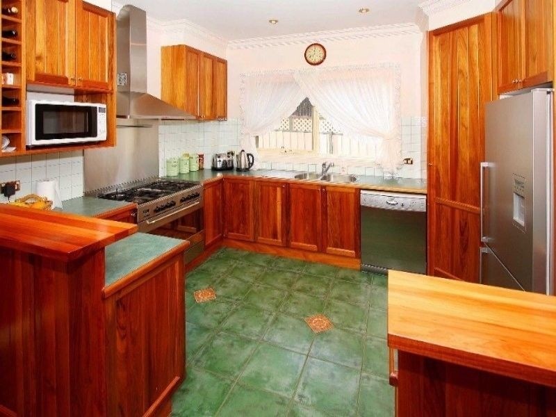 13 Lemon Gum Parade, Bundoora VIC 3083