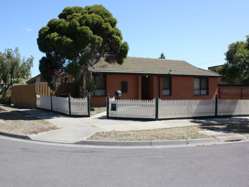 77 Cabernet Crescent, Bundoora VIC 3083