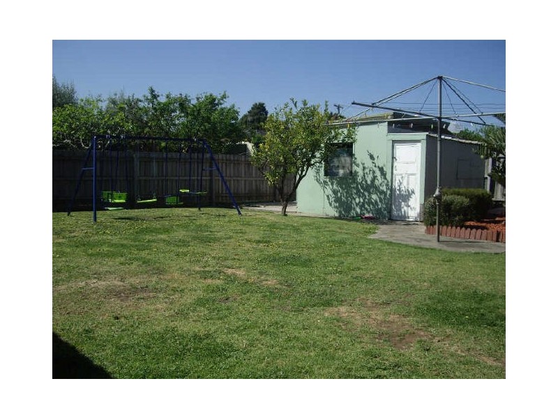 6 Deakin Avenue, Lalor VIC 3075