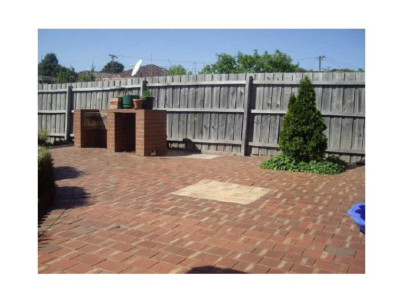 6 Deakin Avenue, Lalor VIC 3075