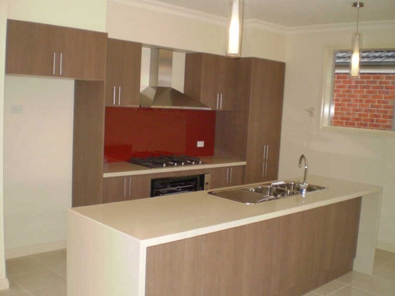 13 Cobb Street, South Morang VIC 3752