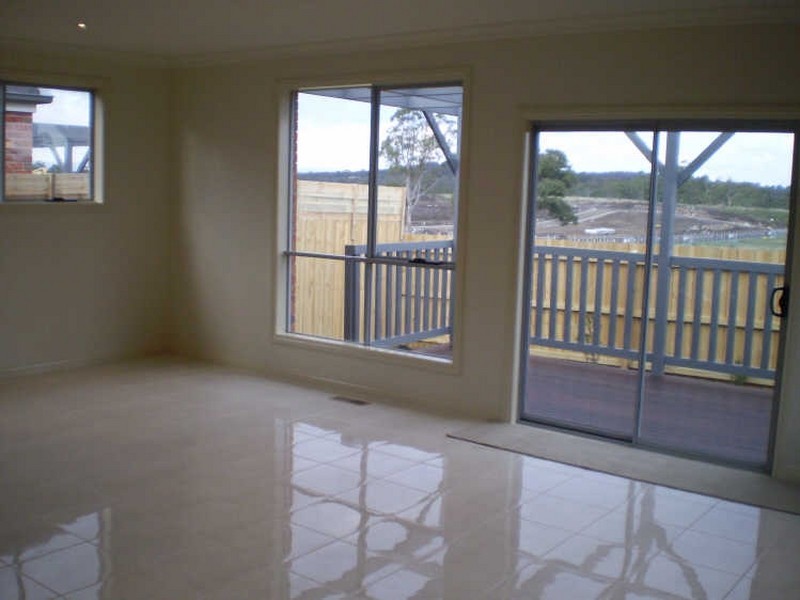 13 Cobb Street, South Morang VIC 3752