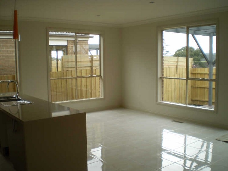 17 Cobb Street, South Morang VIC 3752