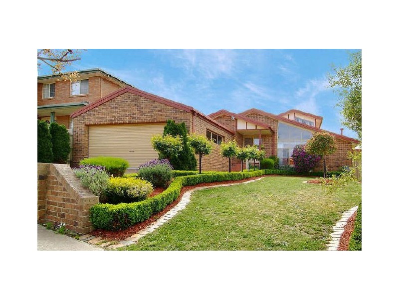 4 Montana Way, Mill Park VIC 3082