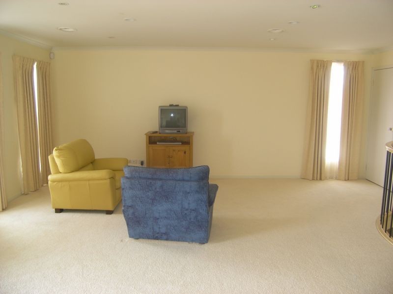 21 Tea Tree Drive, South Morang VIC 3752