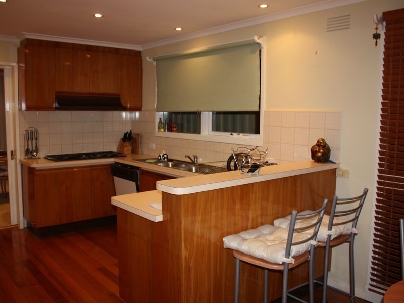 43 Kurrajong Crescent, Watsonia VIC 3087