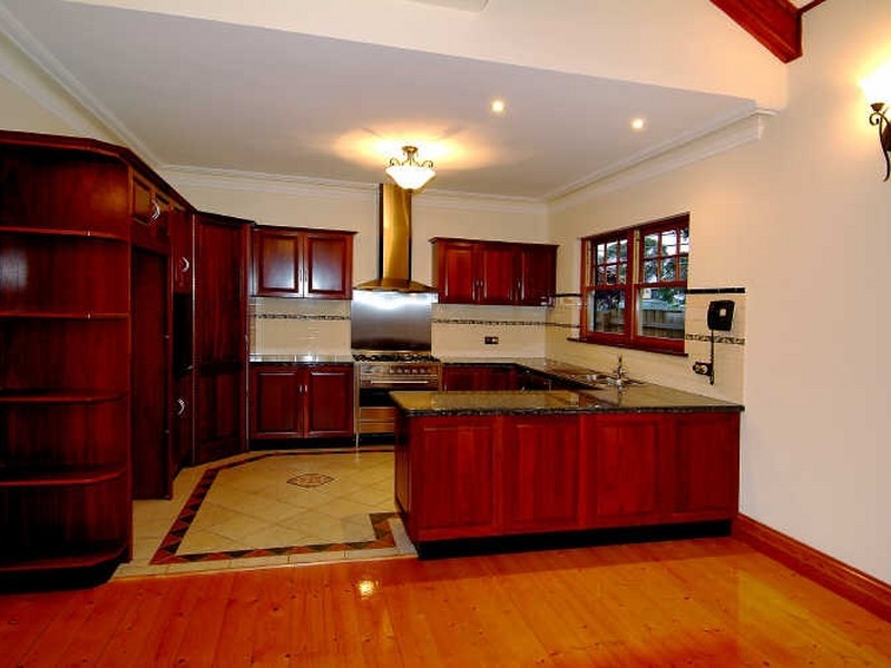 31 Bruce Street, Preston VIC 3072