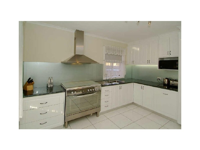 32A Lane Crescent, Reservoir VIC 3073