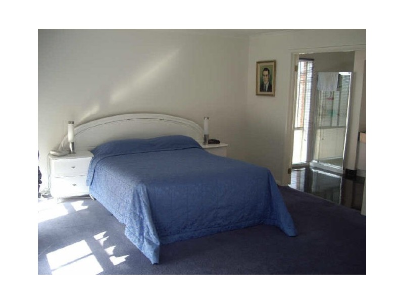 7 Ancona Drive, Mill Park VIC 3082
