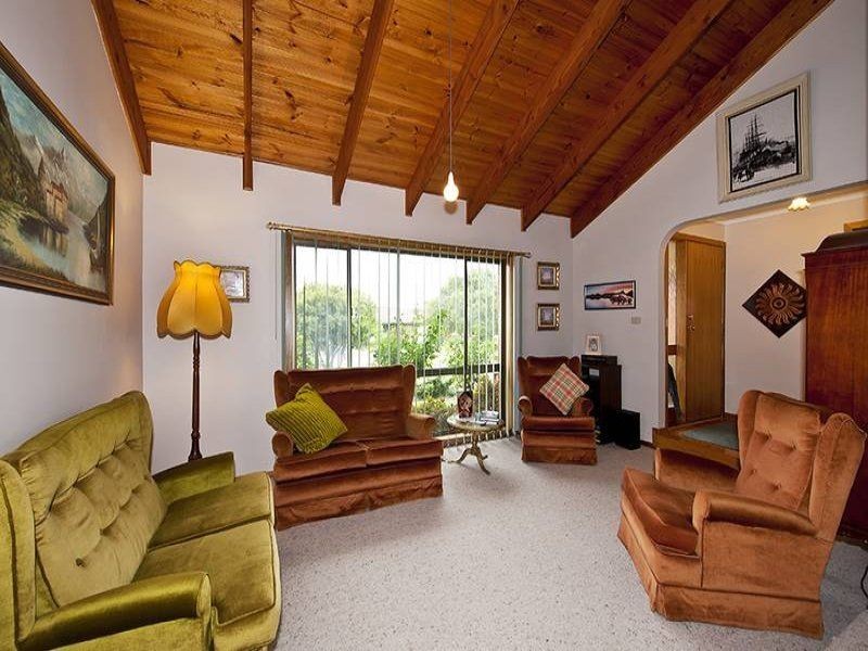 1 John Hunter, Mill Park VIC 3082