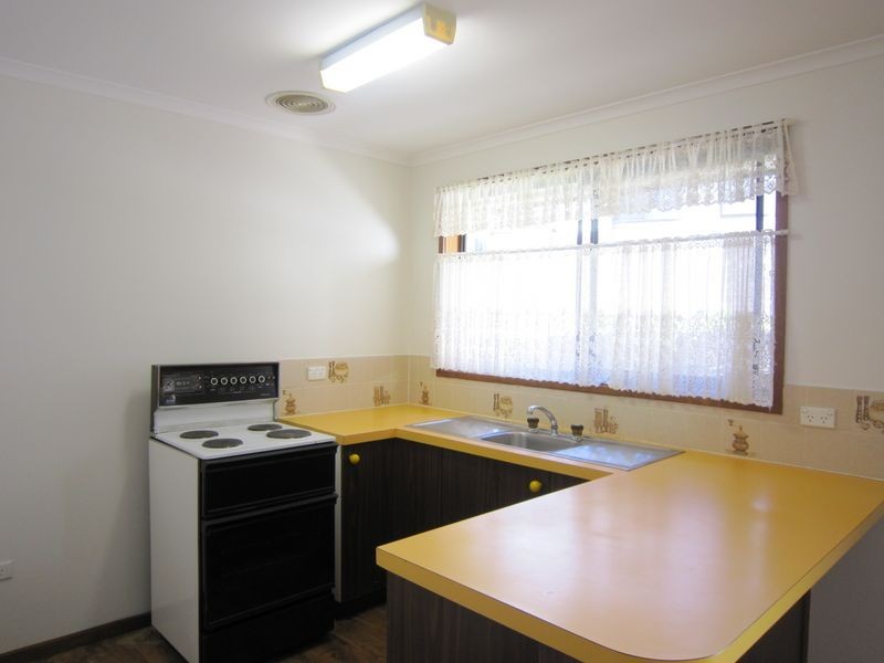 17/31 Moyes Crescent, Holt ACT 2615