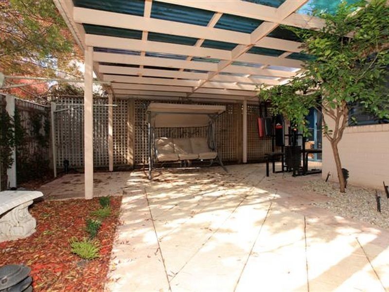 6/4 Dines Place, Bruce ACT 2617