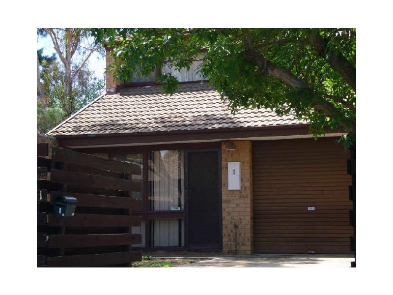 1 Mcelhone Court, Belconnen ACT 2617