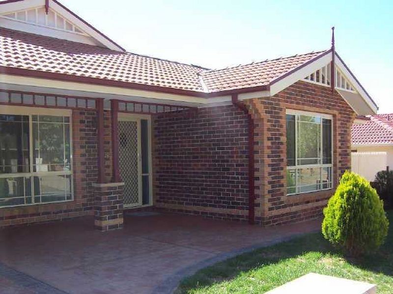 16 Paul Coe Crescent, Ngunnawal ACT 2913