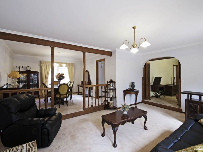 30 Ratcliffe Crescent, Florey ACT 2615