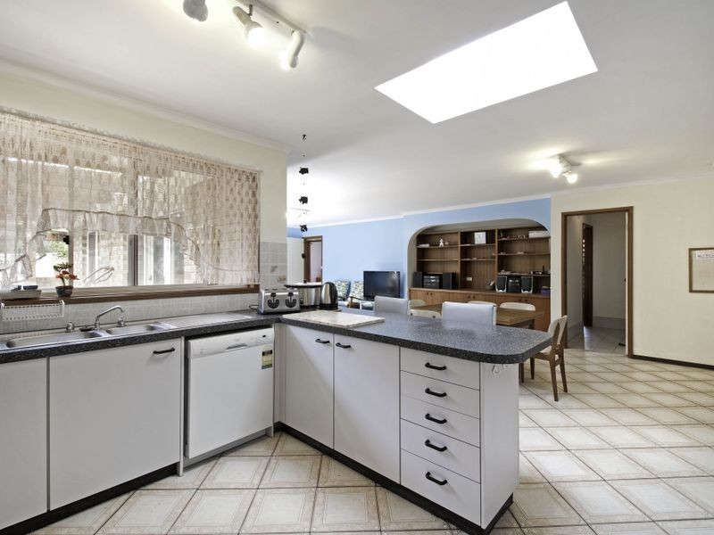 30 Ratcliffe Crescent, Florey ACT 2615