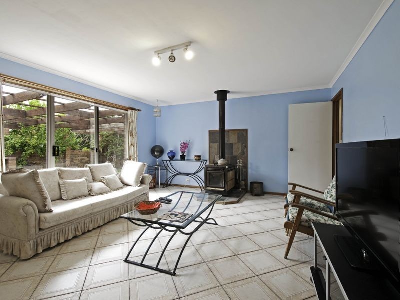 30 Ratcliffe Crescent, Florey ACT 2615