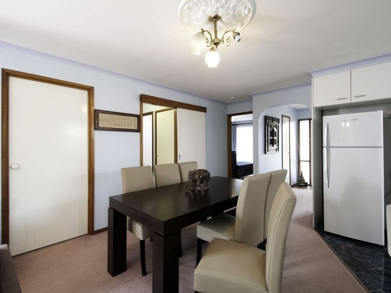 82 Twelvetrees Crescent, Florey ACT 2615