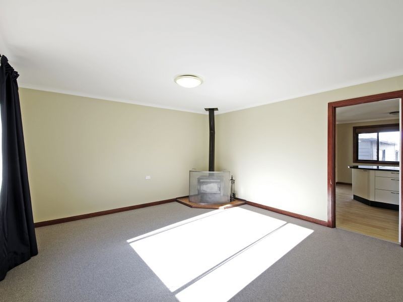 8 Holtermann Place, Charnwood ACT 2615