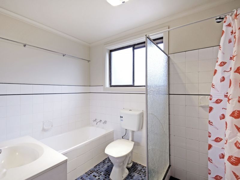 8 Holtermann Place, Charnwood ACT 2615