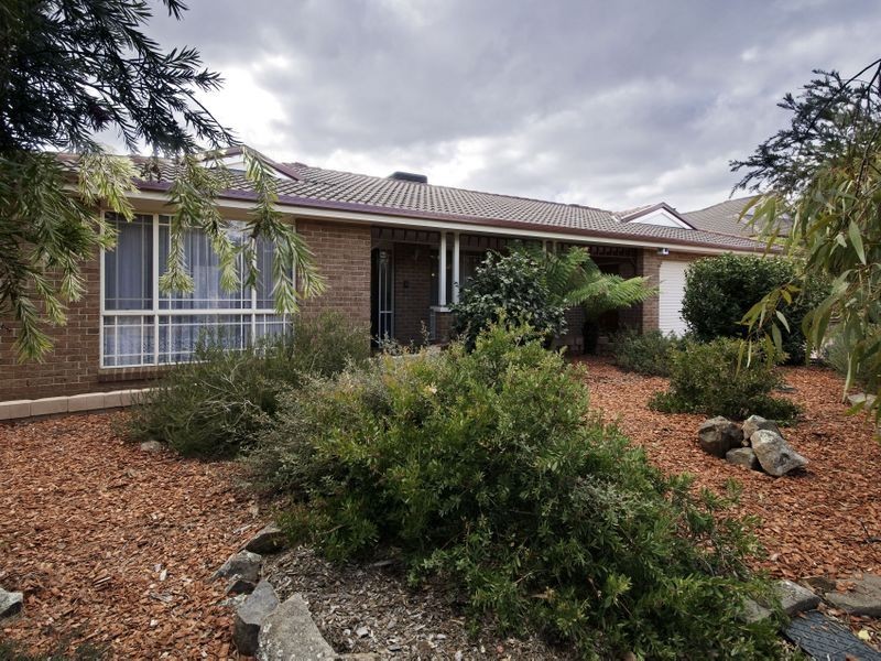 1 Dandenong Court, Palmerston ACT 2913
