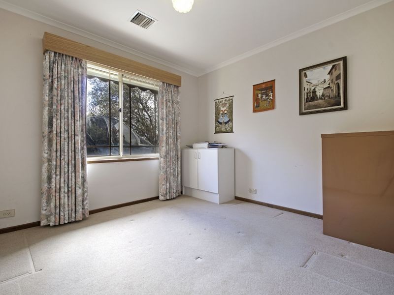 1 Dandenong Court, Palmerston ACT 2913