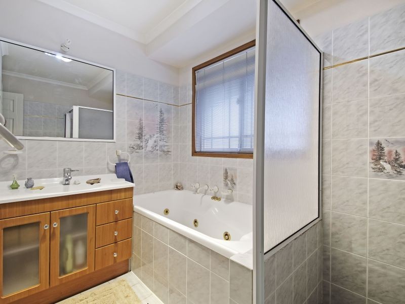 1 Dandenong Court, Palmerston ACT 2913