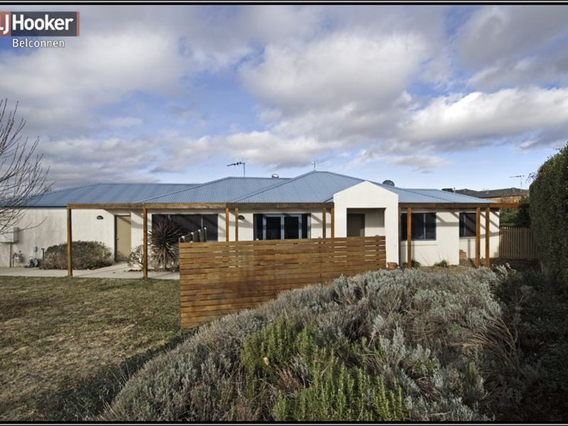 3 Edgely Place, Dunlop ACT 2615