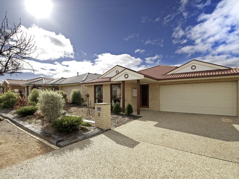 9 Heatherdale Street, Amaroo ACT 2914