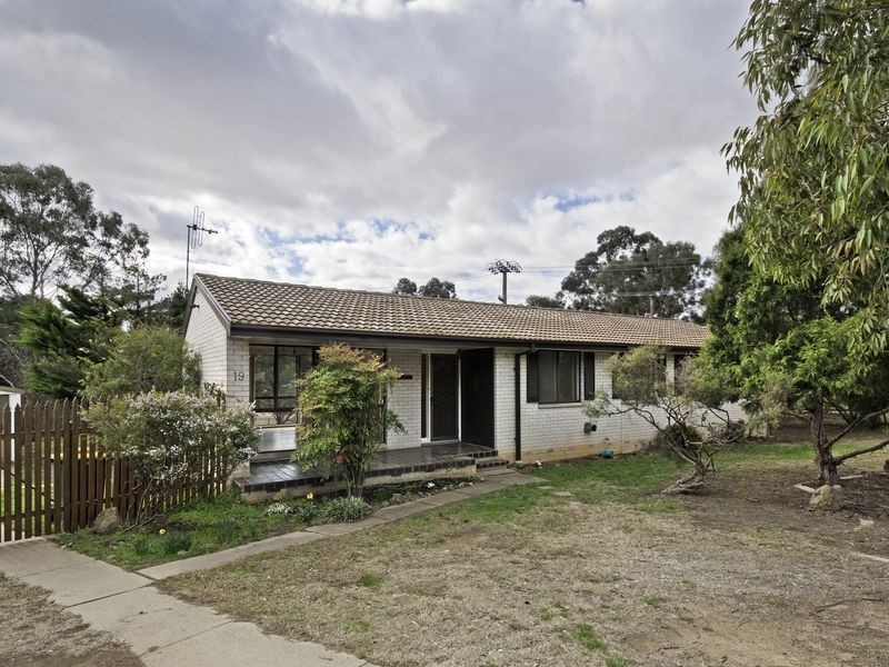 19 Somerville Street, Spence ACT 2615