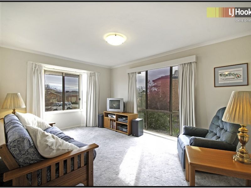 32 Tarrant Crescent, Dunlop ACT 2615