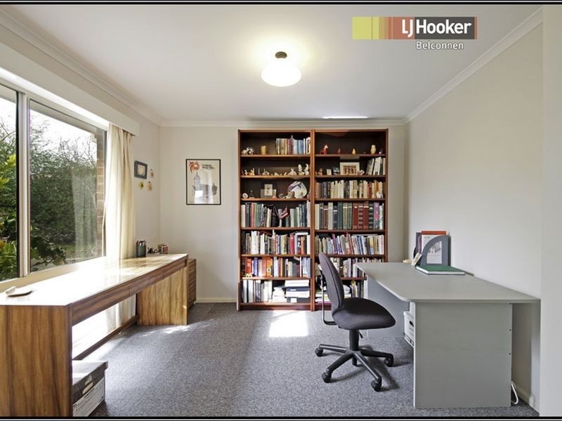 32 Tarrant Crescent, Dunlop ACT 2615