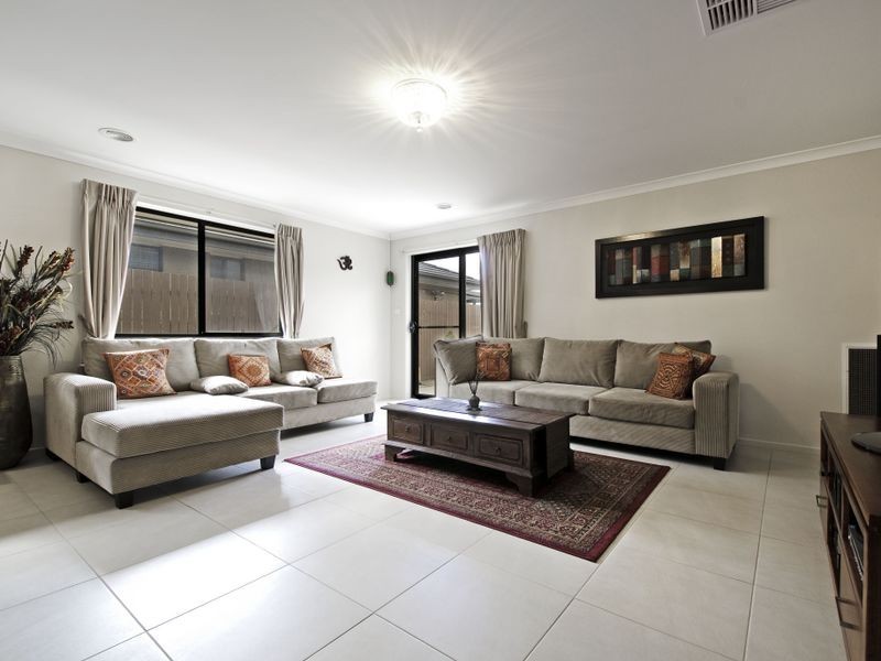 4 Dreyer Street, Franklin ACT 2913