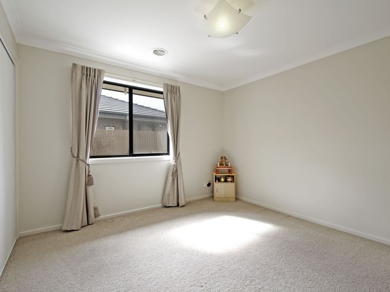 4 Dreyer Street, Franklin ACT 2913